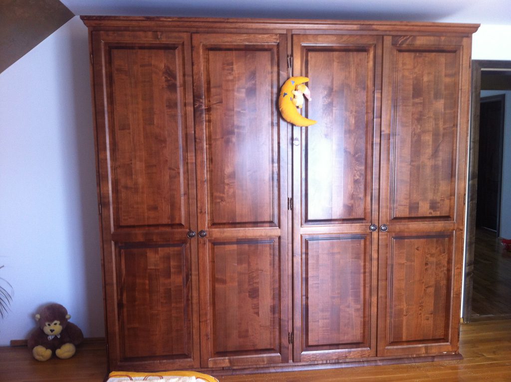 mobilier lemn masiv