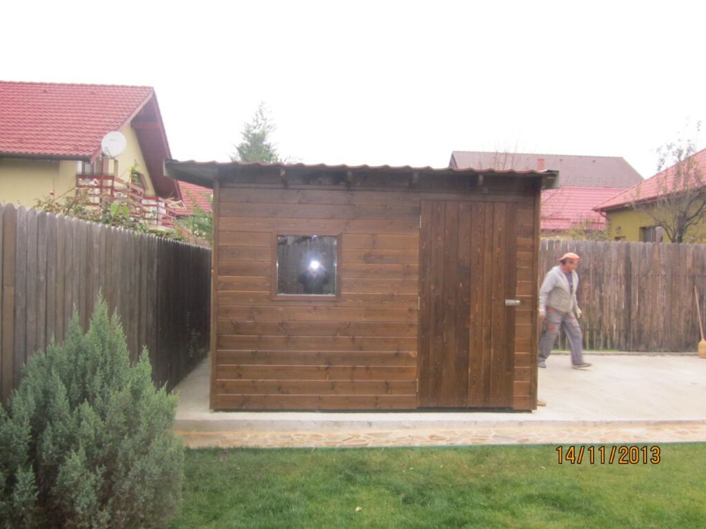 constructie de lemn